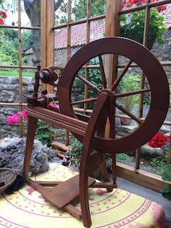 Ashford Traditional Spinning Wheel Picture